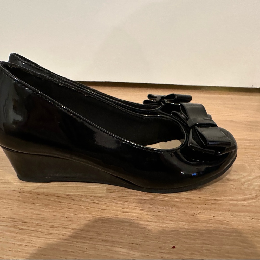 American Eagle Outfitters Black Patent Wedges